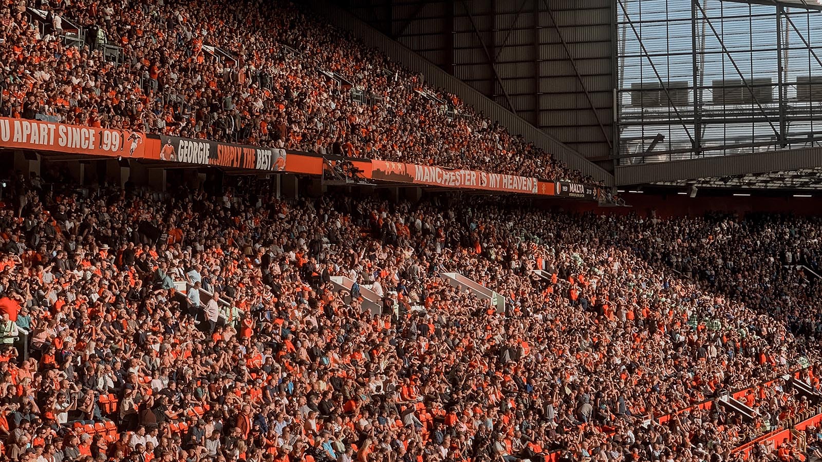 Old Trafford, publik