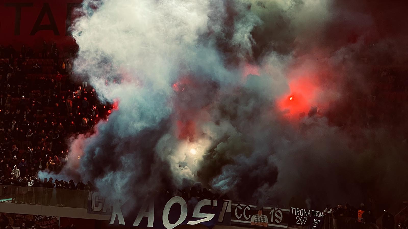 fotboll, supportrar, tifo, bengaler