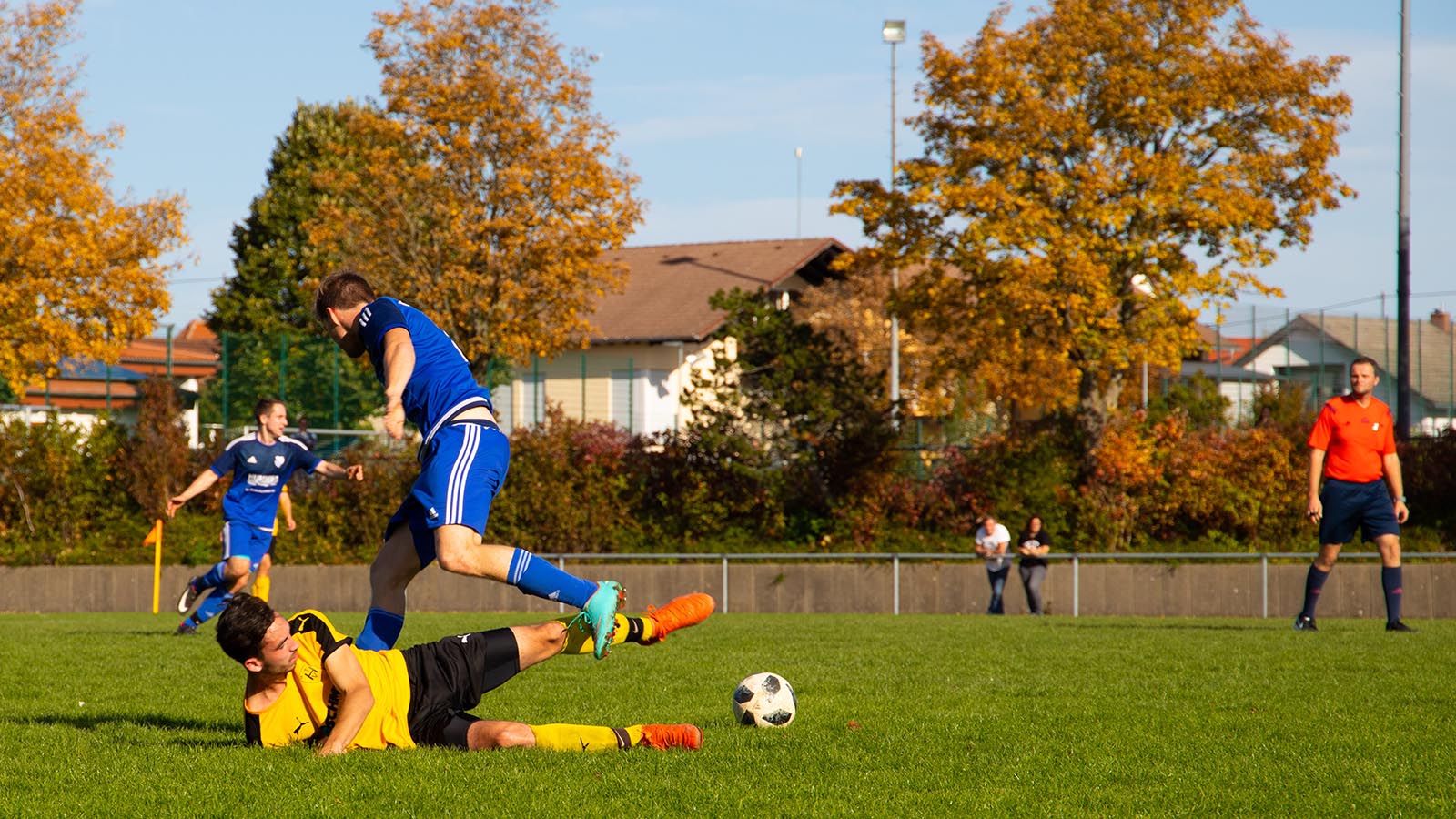 fotboll, tackling